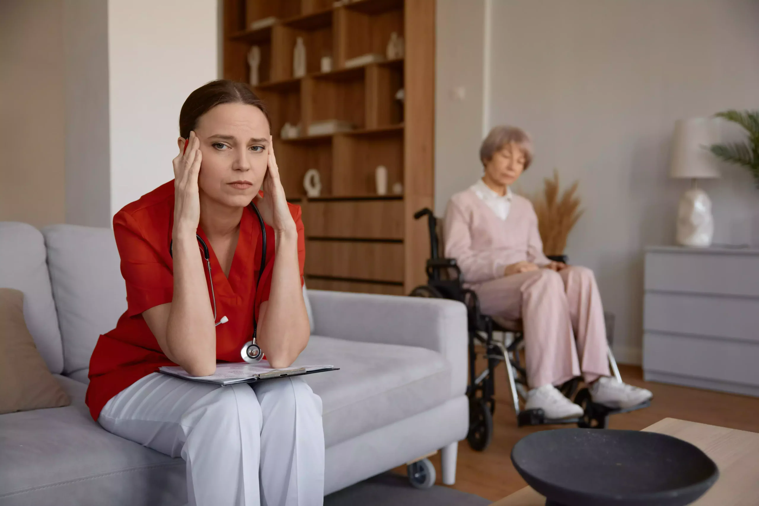 Caregiver Burnout The Warning Signs Most People Ignore -min Caregiver Burnout: The Warning Signs Most People Ignore