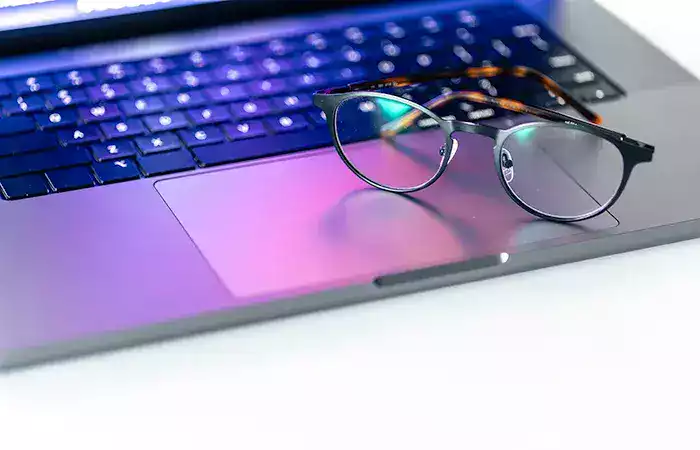 How Recommendation Algorithms Decide What You See